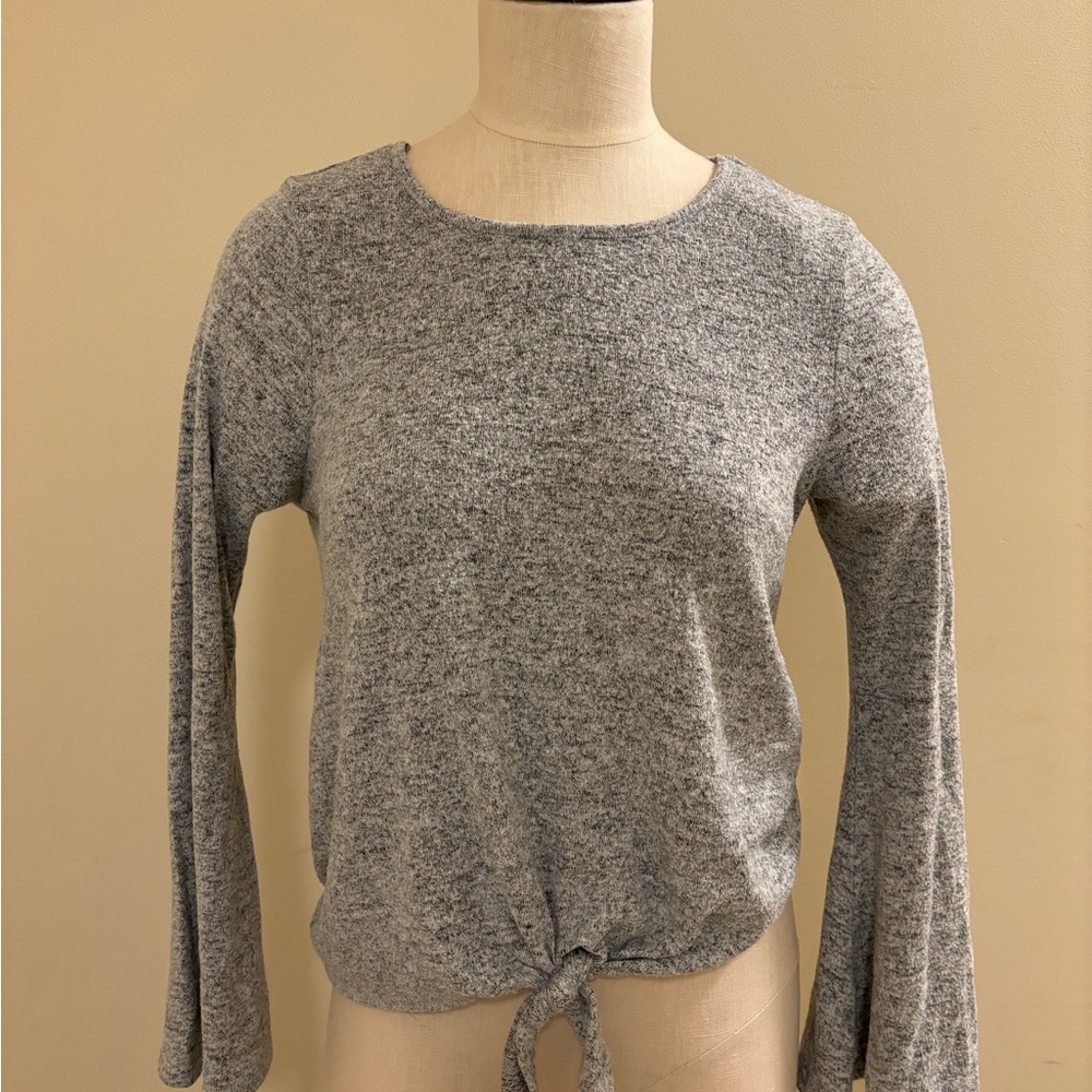 Lauren Conrad Heather Gray Knit Top
